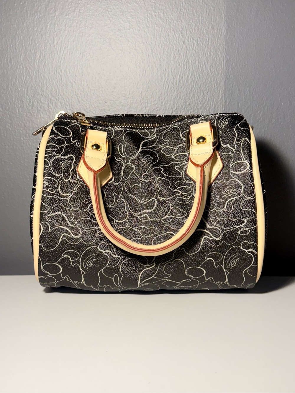 Black and white Pattern Satchel with Cream Handles - Picture 2 of 2